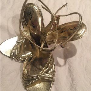 Nina Shoes Gold Strappy Sandals